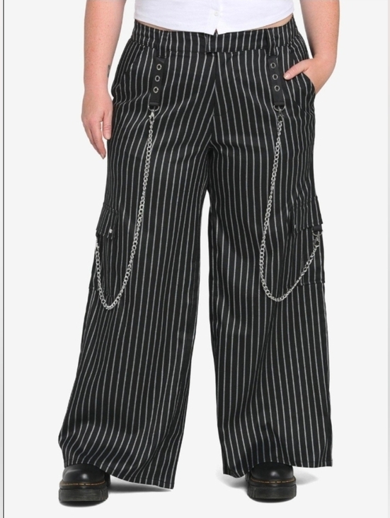 Hot Topic Pants - NWOT Hot Topic Black White Pinstripe Wide Leg Pants WITHOUT CHAINS Size 2X